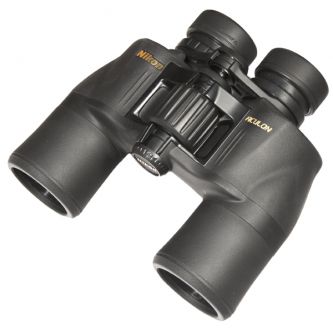   Nikon Aculon A211 10x42