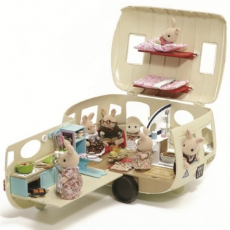    Sylvanian Families 